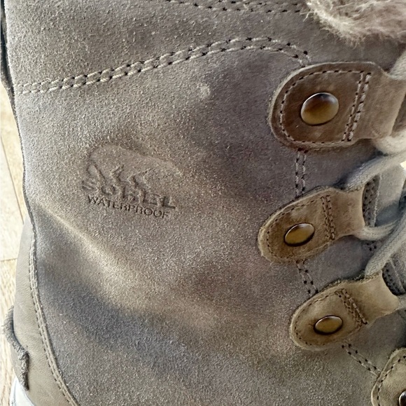Sorel Waterproof Suede Boots – Women’s 11 Gray Faux Fur Lined - Picture 7 of 10